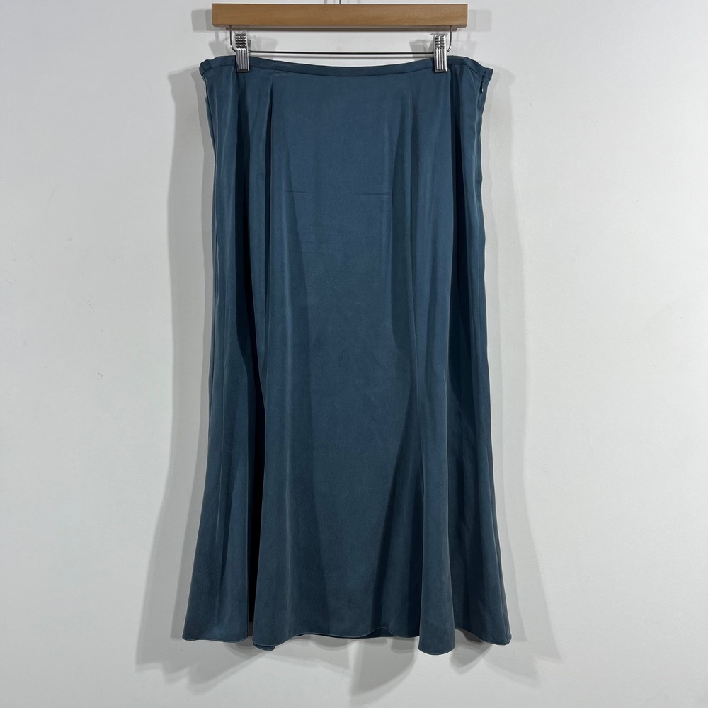 Eileen Fisher Minimalist Quiet Luxury Blue 100% Silk Midi Skirt Medium Chic